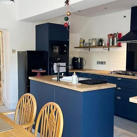 Вилла Townhouse In Belfast, Newtownabbey. Экстерьер фото
